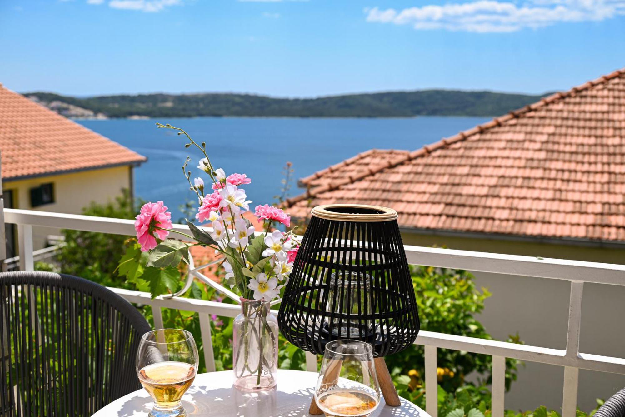 Apartment Spira Puovica Trogir Quarto foto
